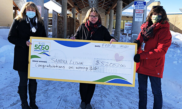 Winner of third SLMHC Foundation 50/50 Charity Draw happy to support local hospitals