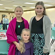 Ava, Elie, and Lili Hochstedler