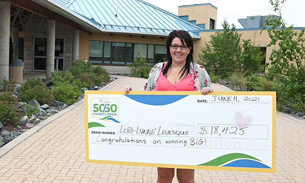 Lori-Lynne Levesque latest big SLMHC Foundation 50/50 Charity Draw winner